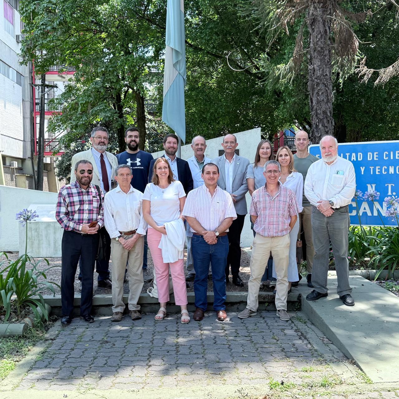 La FACET recibió la visita del representante de Asuntos Científicos y Universitarios de la Embajada de Alemania